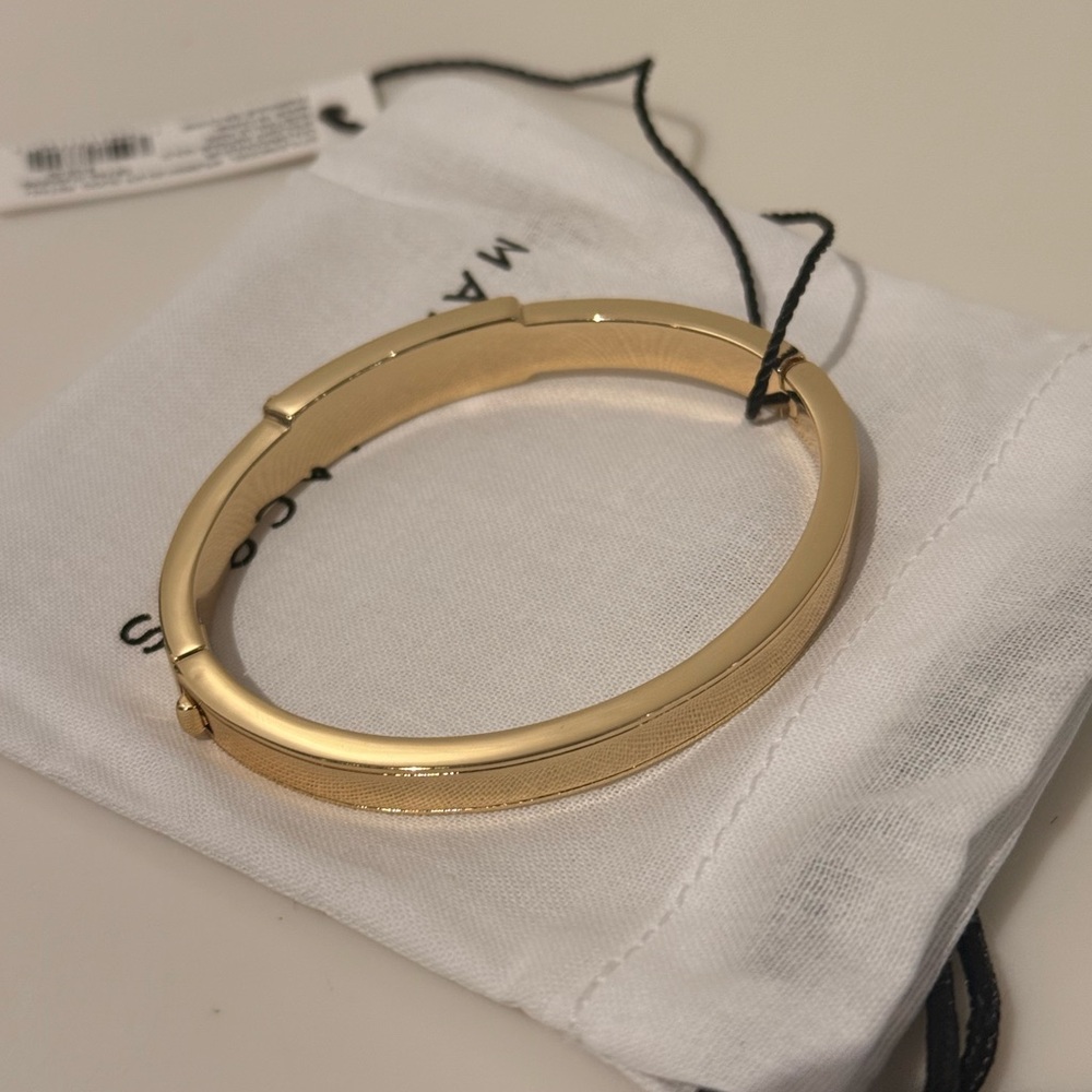 NWT Marc Jacobs gold bangle - M/L - Picture 4 of 8